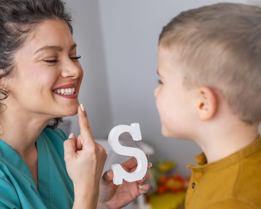 Techniques d’éducation spécialisée AEC